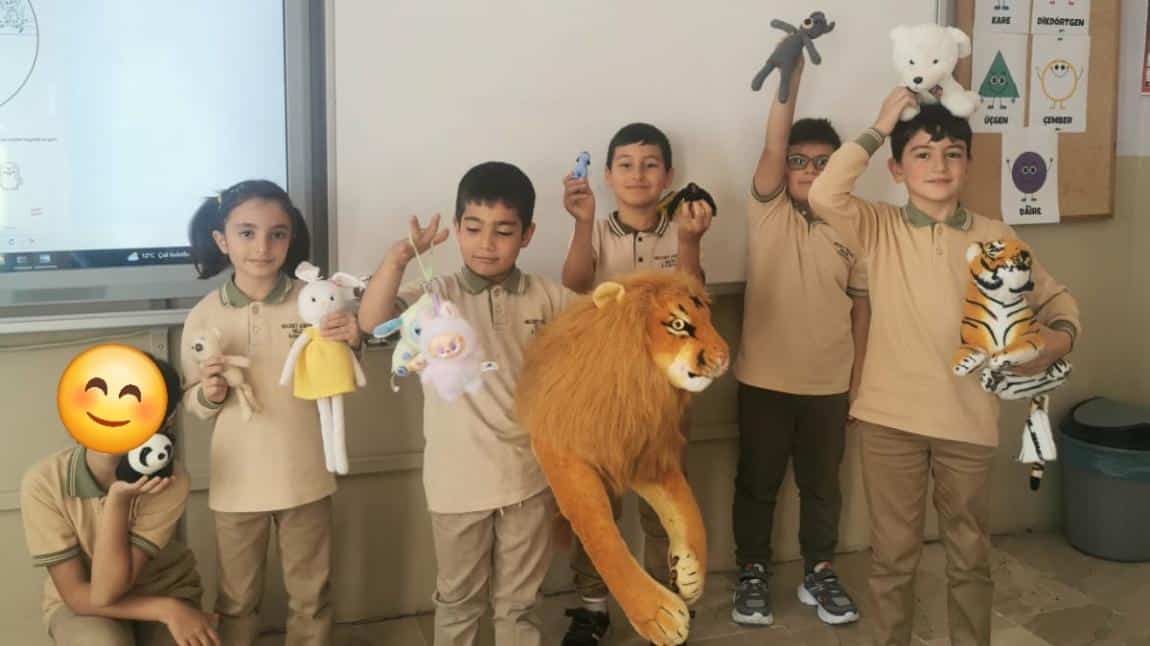 2-B sınıfı 4 Ekim Hayvanları Koruma Günü etkinliği